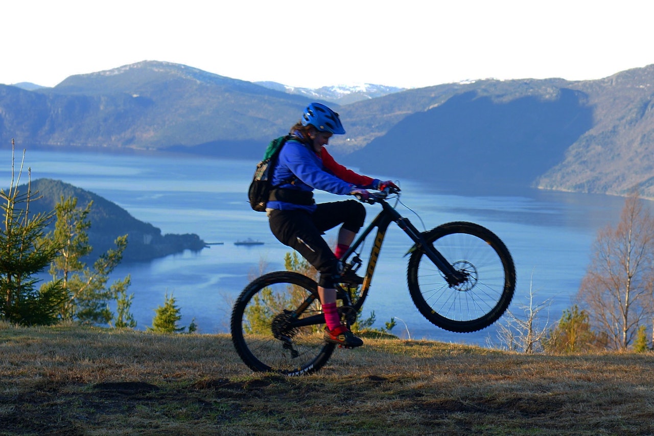 Vera Leivsdottir satser offensivt for sesongen 2017, og åpnet med pallen i utforserien i USA i forrige uke. Foto: Sondre Knapstad Vera Leivsdottir satser offensivt for sesongen 2017, og åpnet med pallen i utforserien i USA i forrige uke. Foto: Sondre Knapstad