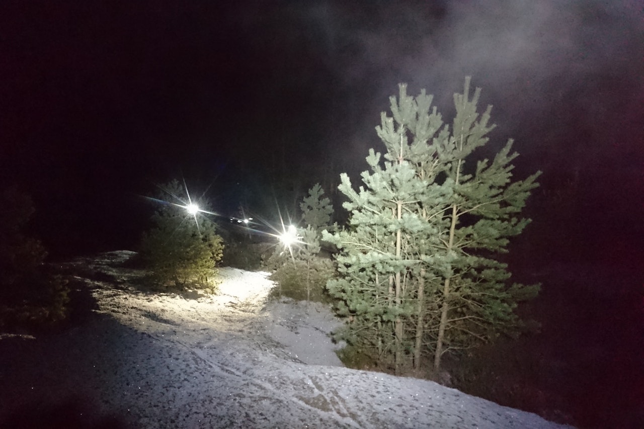 Julestemning på lyktetur i Østmarka med ti minus og bombesikker barfrost i bakken. Foto: Ole Hem Julestemning på lyktetur i Østmarka med ti minus og bombesikker barfrost i bakken. Foto: Ole Hem
