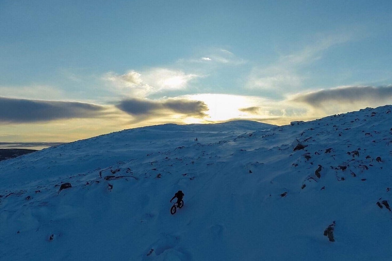 Skurrufjellet byr på episke utforkjøringer. Foto: Erik Olsson Skurrufjellet byr på episke utforkjøringer. Foto: Erik Olsson