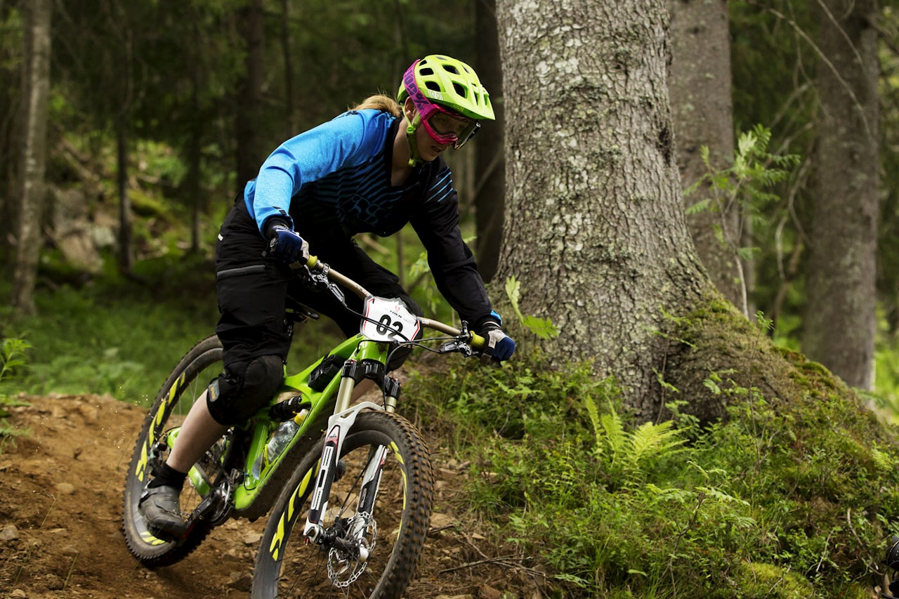Alice Grindheim er enduroblogger på Terrengsykkel og forteller gjerne om de små og store tankene hun har rundt lidenskapen sin. Foto: Kristoffer Kippernes Alice Grindheim er enduroblogger på Terrengsykkel og forteller gjerne om de små og store tankene hun har rundt lidenskapen sin. Foto: Kristoffer Kippernes