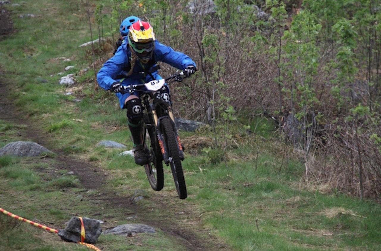 Hilde Sangesland Strædet kjørte seg inn på 3.plass i sitt første internasjonale enduroritt under Åre Enduro i Sverige fredag. Foto: Ketil Smith Hilde Sangesland Strædet kjørte seg inn på 3.plass i sitt første internasjonale enduroritt under Åre Enduro i Sverige fredag. Foto: Ketil Smith