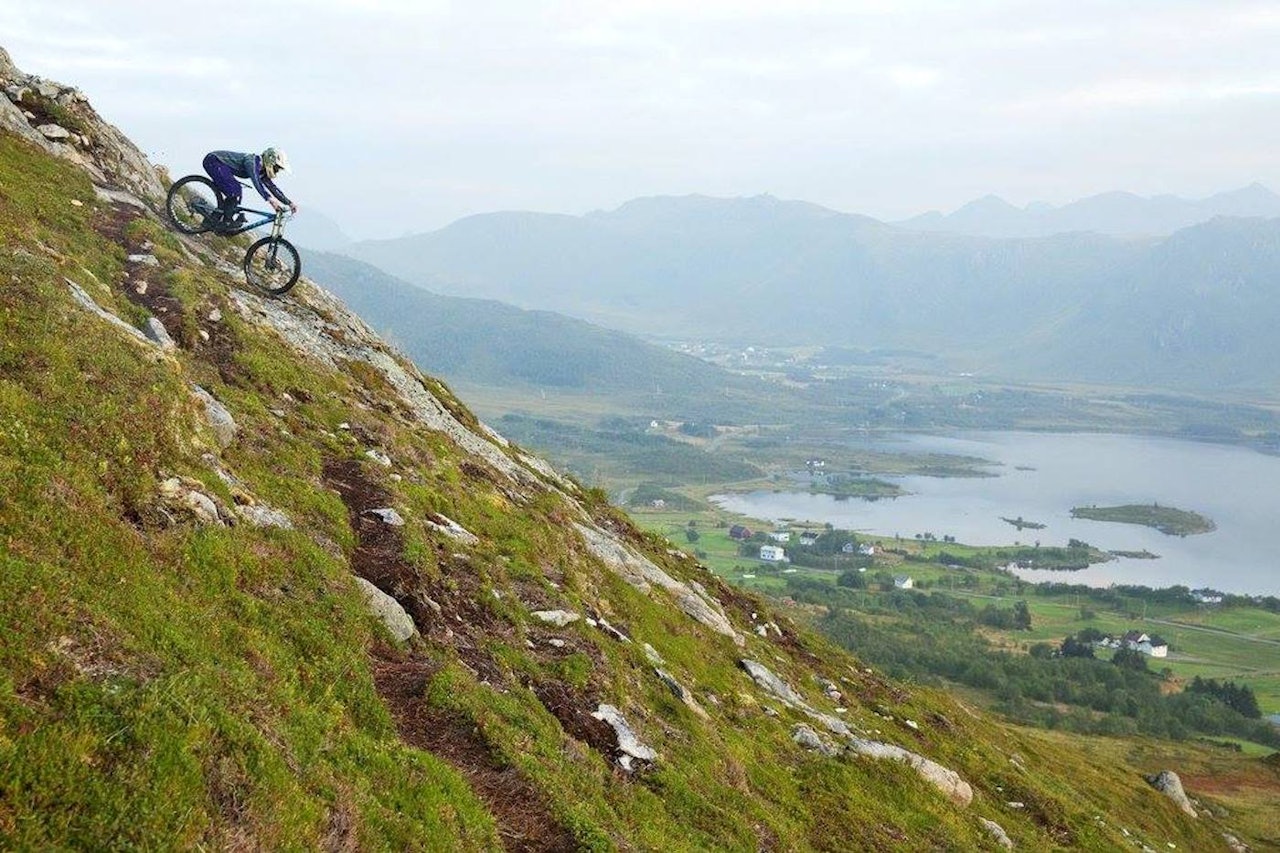Bratt og koselig er stikkord for Lofoten Endurofestival 2017, som går 27. til 30. juli. Foto: Bjørn Ståle Larsen Bratt og koselig er stikkord for Lofoten Endurofestival 2017, som går 27. til 30. juli. Foto: Bjørn Ståle Larsen