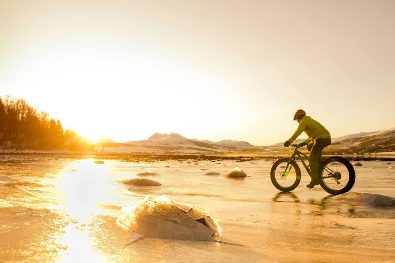 Sola har vært tilbake siden 21. januar i Tromsø, men det er først denne helga det har vært mulig å nyte den i fulle drag. Foto: Pål Jakobsen Sola har vært tilbake siden 21. januar i Tromsø, men det er først denne helga det har vært mulig å nyte den i fulle drag. Foto: Pål Jakobsen