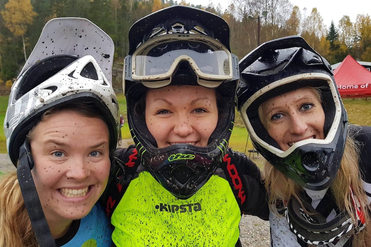 Super stemning på Jentenes Dag i Kjerringåsen sist søndag. Foto: Hanne Holmstrøm Karlsen Super stemning på Jentenes Dag i Kjerringåsen sist søndag. Foto: Hanne Holmstrøm Karlsen
