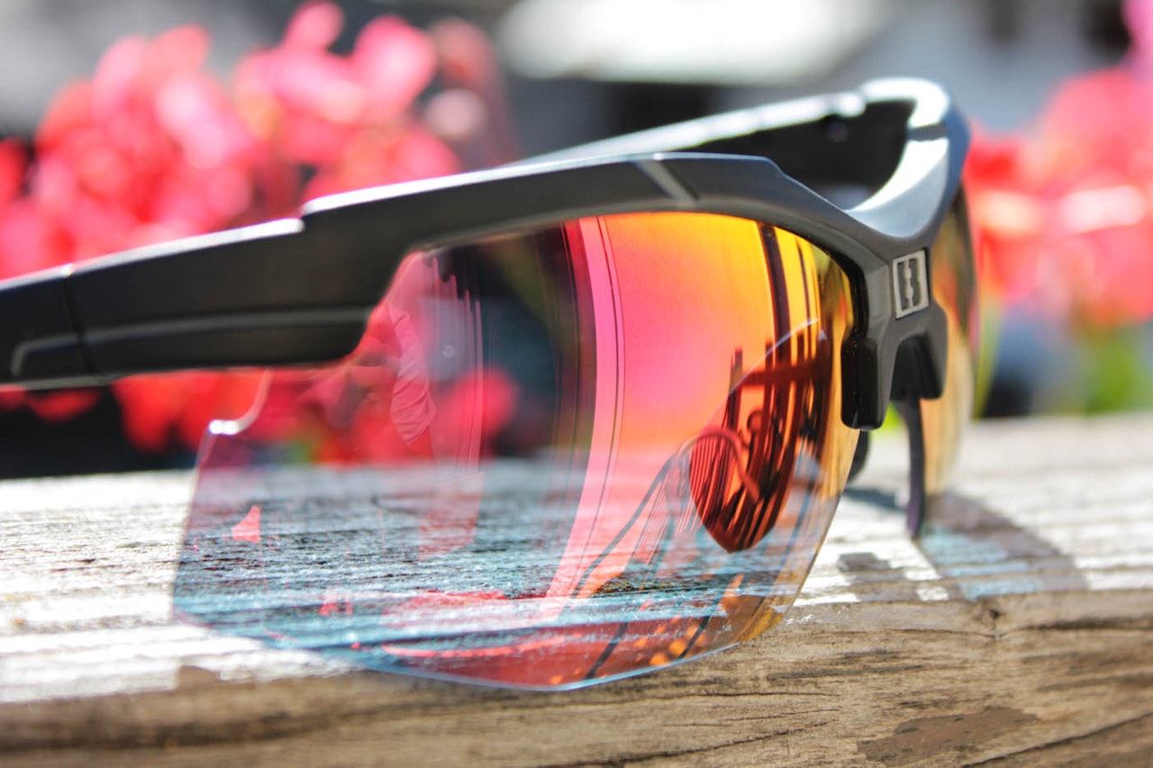 TEST AV SYKKELBRILLER: Vi har testet Bliz Force sykkelbriller med fotokromatiske glass. test bliz sykkelbriller