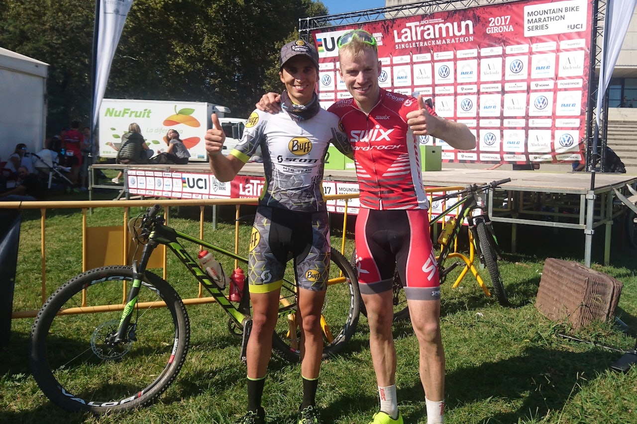 Ole Hem sammen med Francesc Guerra Carretero, som vant La Tramuna Singletrack Marathon. Foto: Privat Ole Hem sammen med Francesc Guerra Carretero, som vant La Tramuna Singletrack Marathon. Foto: Privat