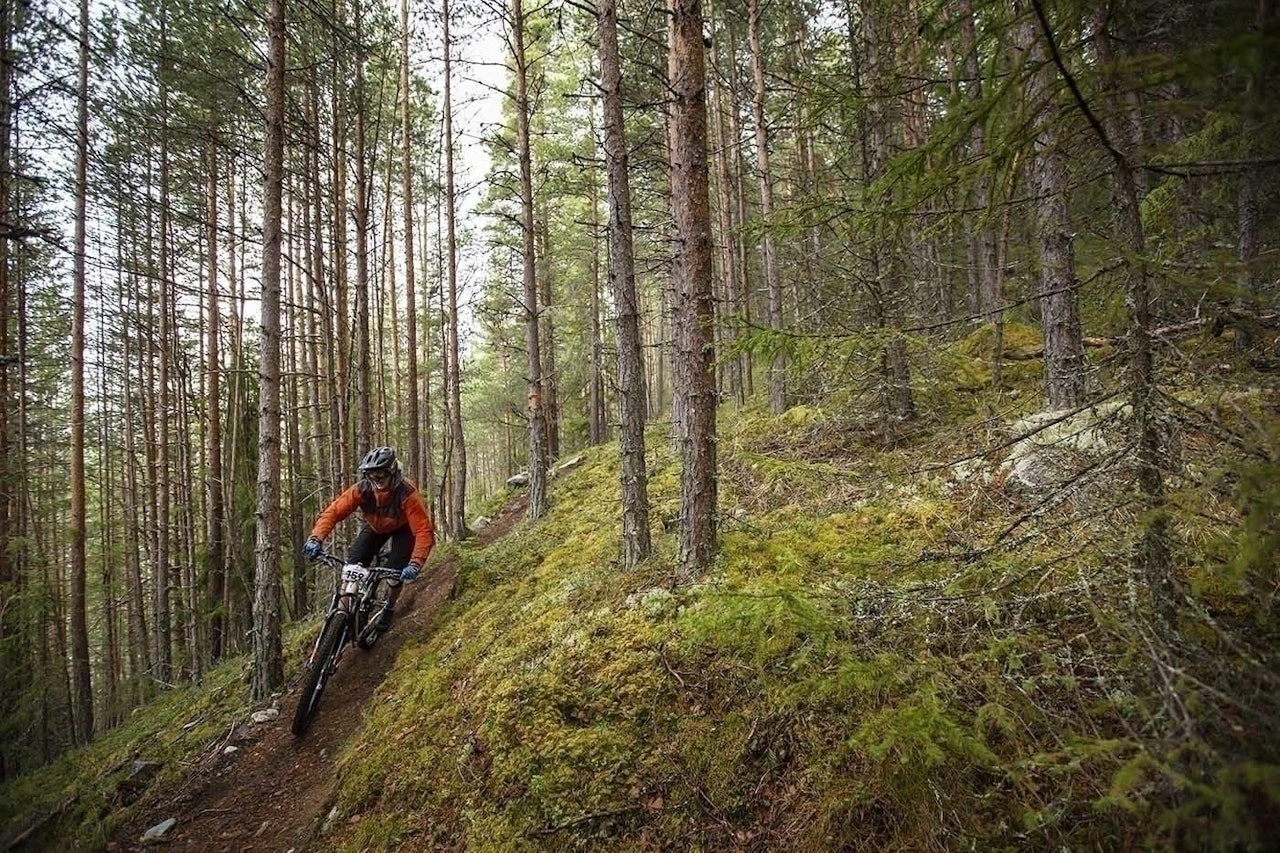 Zakarias Blom Johansen vant Traktor Enduro i helga, som var andre runde i årets 80/20 serie. Her fra Nesbyen, som var første runde i år. Foto: Kristoffer Kippernes Zakarias Blom Johansen vant Traktor Enduro i helga, som var andre runde i årets 80/20 serie. Her fra Nesbyen, som var første runde i år. Foto: Kristoffer Kippernes