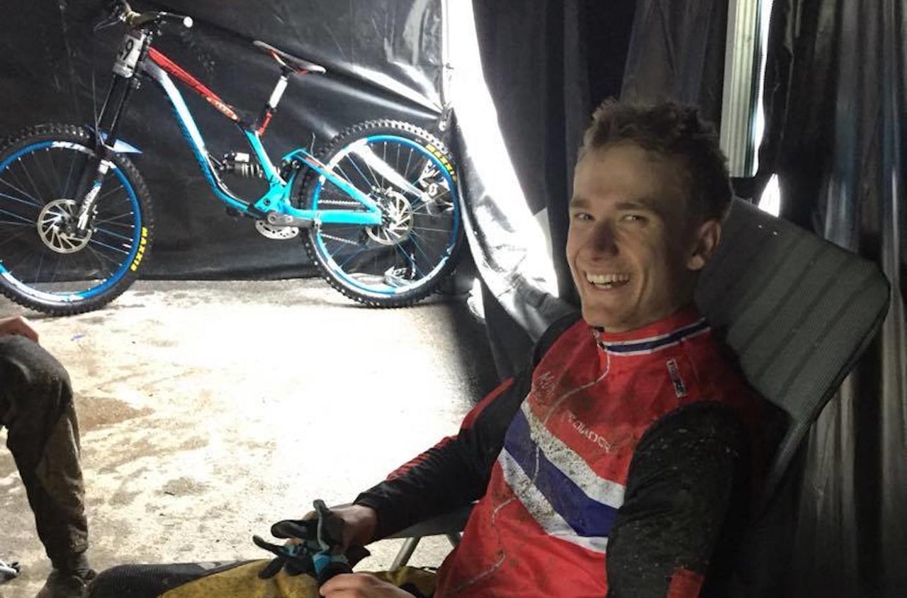 Simen Smestad kjørte ut i verdenscupen i Leogang sist helg. I helgas IXS-cup håper han å holde seg i løypa. Foto: Privat Simen Smestad kjørte ut i verdenscupen i Leogang sist helg. I helgas IXS-cup håper han å holde seg i løypa. Foto: Privat