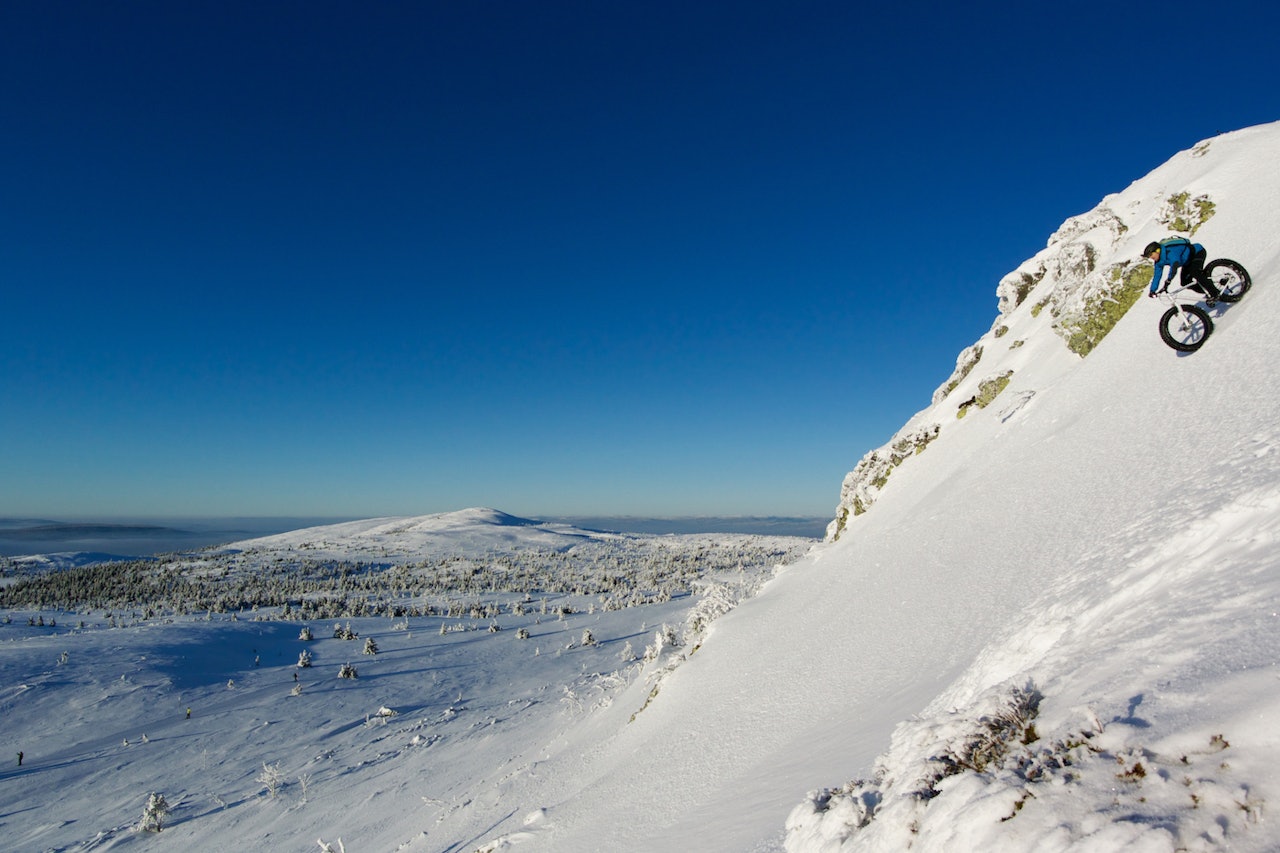 Tim Glazebrook på vei ned Vestre Skurufjellshøa i Trysil mandag. Foto: Erik Olsson Tim Glazebrook på vei ned Vestre Skurufjellshøa i Trysil mandag. Foto: Erik Olsson