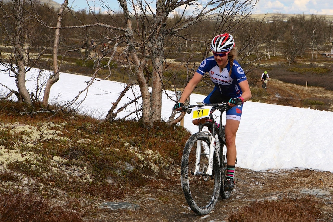 Berit Gjelten på vei over Fonnåsfjellet under Trans-Østerdalen. Denne etappen forsvinner fra rittet i 2018 og blir erstattet med en etappe med start og mål på Tynset. Foto: Per Roger Bekken Berit Gjelten på vei over Fonnåsfjellet under Trans-Østerdalen. Denne etappen forsvinner fra rittet i 2018 og blir erstattet med en etappe med start og mål på Tynset. Foto: Per Roger Bekken
