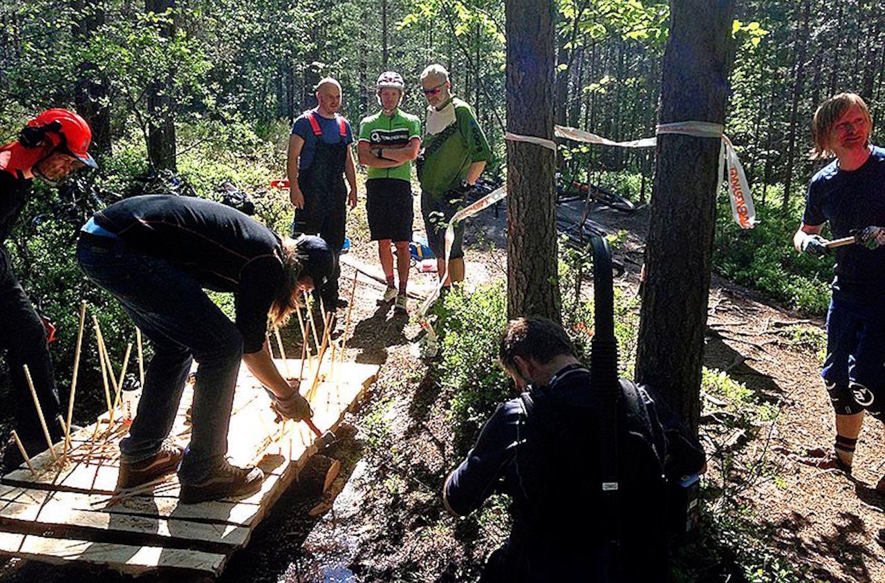 NOTS Oslo og Omegn arrangerer stibyggercamp i Skullerudåsen helga 17.-19. juni. Foto: NOTS Oslo og Omegn NOTS Oslo og Omegn arrangerer stibyggercamp i Skullerudåsen helga 17.-19. juni. Foto: NOTS Oslo og Omegn