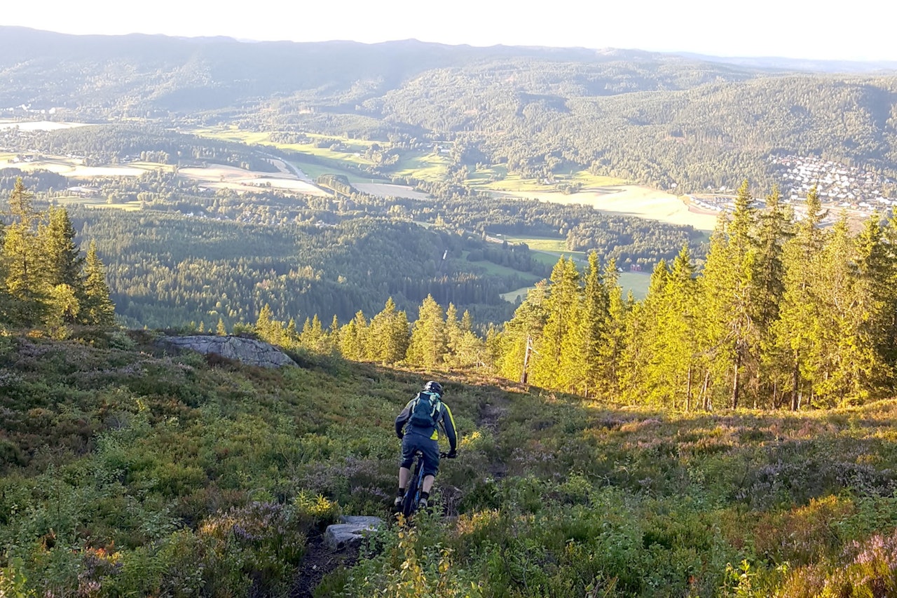 Hakadal Enduro arrangeres for første gang kommende søndag. Her fra en av etappene. Foto: Stian Eilifsen Hakadal Enduro arrangeres for første gang kommende søndag. Her fra en av etappene. Foto: Stian Eilifsen