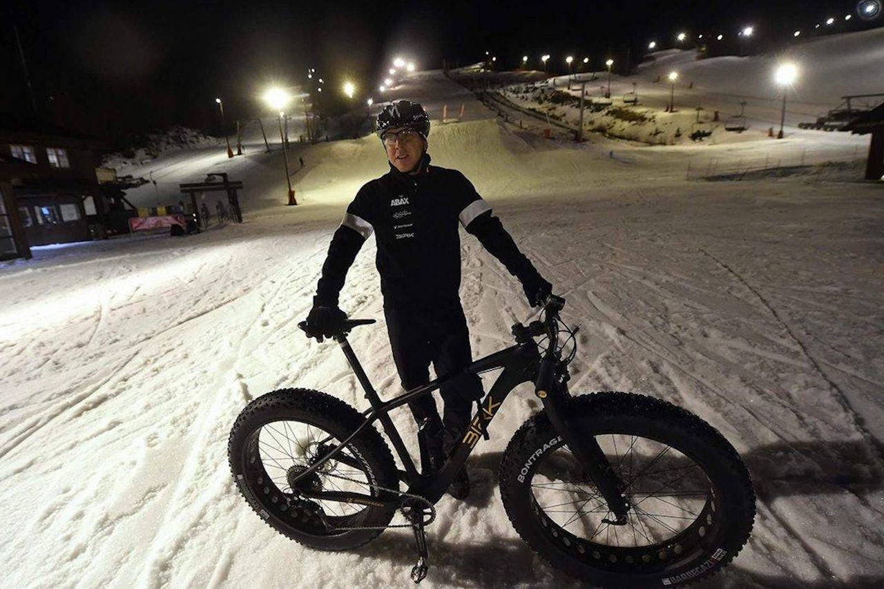 Greg Saw satser på sammenlagtpallen i Snow Bike Festival i Sveits neste uke med ny sykkel og ny motivasjon. Foto: Ole John Hostvedt Greg Saw satser på sammenlagtpallen i Snow Bike Festival i Sveits neste uke med ny sykkel og ny motivasjon. Foto: Ole John Hostvedt