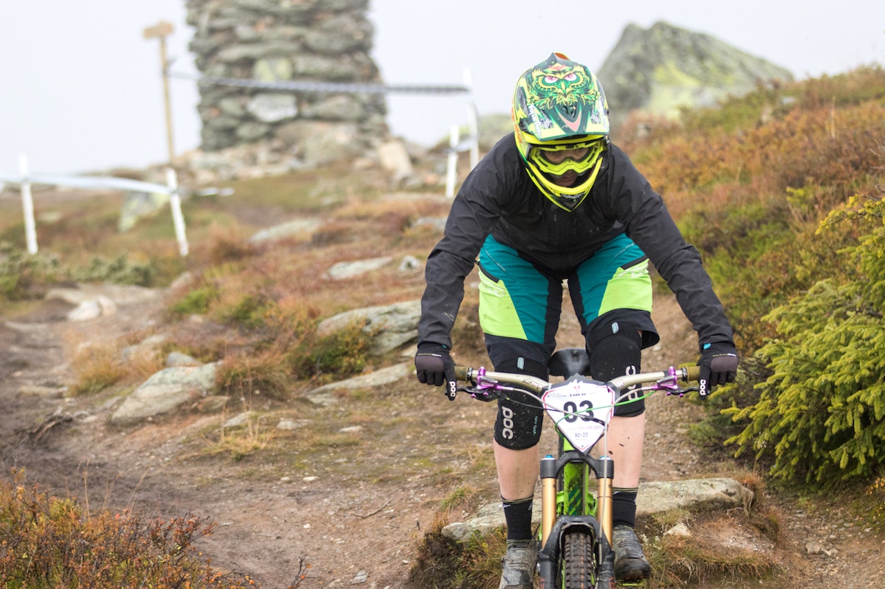 Alice Grindheim var hårfint unna seier i Hafjell Enduro og andreplass sammenlagt i 80/20-serien. Foto: Sylvain Cavatz Alice Grindheim var hårfint unna seier i Hafjell Enduro og andreplass sammenlagt i 80/20-serien. Foto: Sylvain Cavatz
