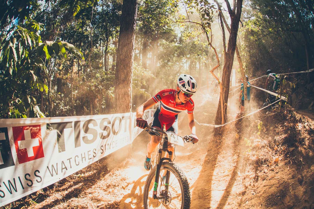 Erik Hægstad var eneste mann i norsk drakt på U23-VM i Cairns, Australia, i dag. Foto: Mick Ross / Flow Mountainbike Erik Hægstad var eneste mann i norsk drakt på U23-VM i Cairns, Australia, i dag. Foto: Mick Ross / Flow Mountainbike