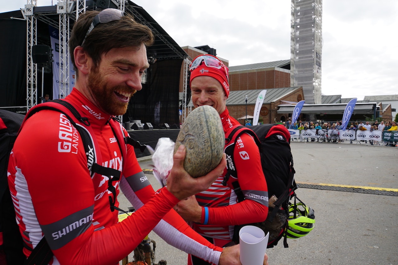 Vidar Mehl (til venstre) er den som har størst sjanse til å ta sammenlagtseieren fra Ole Hem (til høyre) - her fra Nordsjørittet som var andre ritt i årets Norgescup maraton. Foto: Stine Haraldseth Vidar Mehl (til venstre) er den som har størst sjanse til å ta sammenlagtseieren fra Ole Hem (til høyre) - her fra Nordsjørittet som var andre ritt i årets Norgescup maraton. Foto: Stine Haraldseth