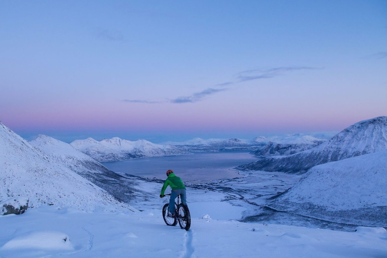 Pål Jacobsen har mange favoritturer for mørketida, men én skiller seg ut: Tromvika på Kvaløya. Foto: Pål Jakobsen Pål Jacobsen har mange favoritturer for mørketida, men én skiller seg ut: Tromvika på Kvaløya. Foto: Pål Jakobsen