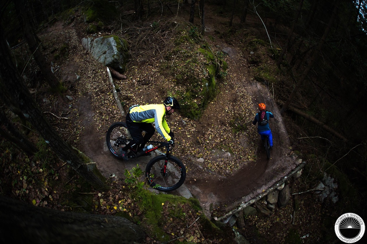 STISYKLING I TUNGVEKTEREN: Med 400.000 friske kroner fra Gjensidigestiftelsen blir det enda mer å leke seg på i Tungvekteren i Arendal. Foto: Thomas B. Svendsen stisykling tungvekteren arendal
