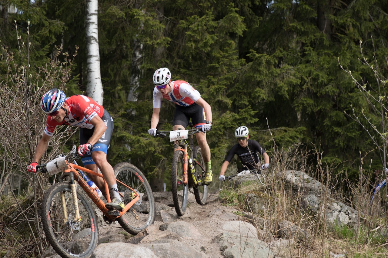 Sebastian Fini foran Petter Fagerhaug og Tobias Johannessen. Foto. Bengt Ove Sannes Sebastian Fini foran Petter Fagerhaug og Tobias Johannessen. Foto. Bengt Ove Sannes