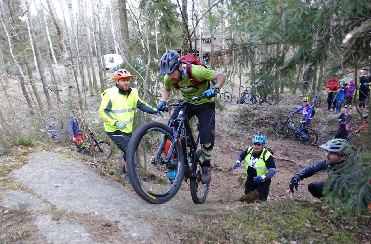 Are Tallaksrud cruxet seg til konge på Fredrikstad Crux Jam 2016, som ble arrangert 22.-24. april. Foto: Pål Valbjørk Are Tallaksrud cruxet seg til konge på Fredrikstad Crux Jam 2016, som ble arrangert 22.-24. april. Foto: Pål Valbjørk
