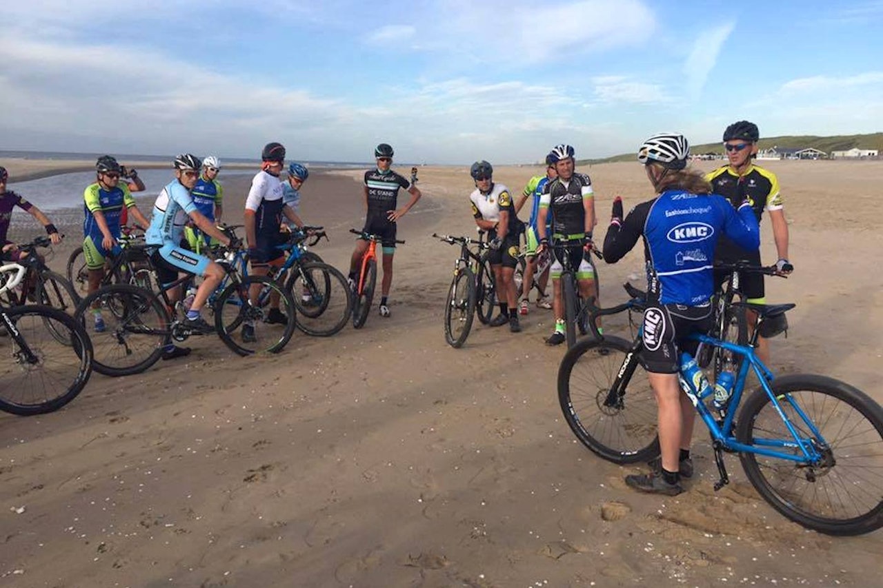 Her skal slaget om europamestertitlene stå 18. desember: På stranden mellom Den Hague og Katwijk i Nederland. Foto: Arrangøren Her skal slaget om europamestertitlene stå 18. desember: På stranden mellom Den Hague og Katwijk i Nederland. Foto: Arrangøren