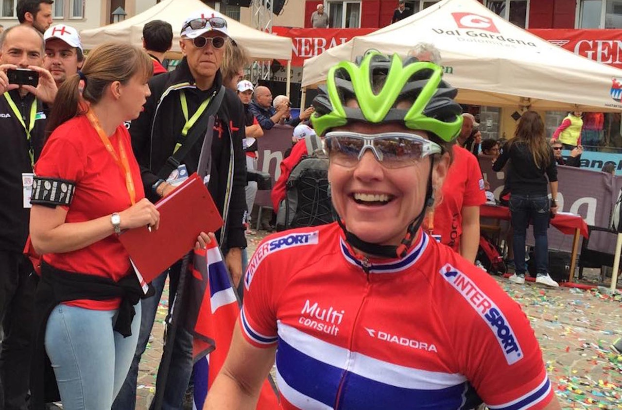 Nybakt verdensmester i terrengsykkel maraton, Gunn-Rita Dahle Flesjå, er en av de ni rytterne som er tatt ut til EM i Italia 22.-26. juli. Foto: Furusjøen Rundt AS Nybakt verdensmester i terrengsykkel maraton, Gunn-Rita Dahle Flesjå, er en av de ni rytterne som er tatt ut til EM i Italia 22.-26. juli. Foto: Furusjøen Rundt AS