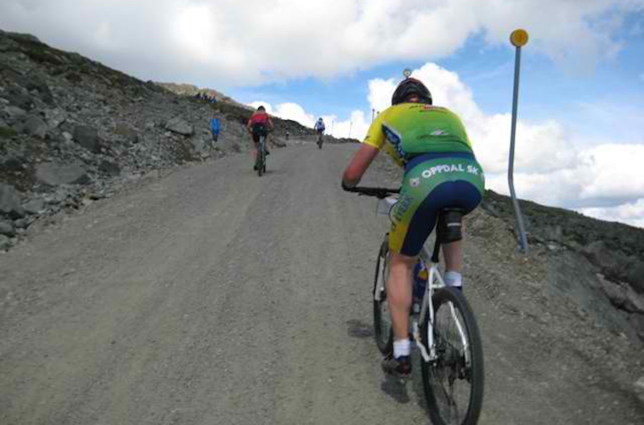 Motbakkerittet Solan Gundersen Styrkeprøve er avlyst grunnet snø i år. Foto: Arrangøren Motbakkerittet Solan Gundersen Styrkeprøve er avlyst grunnet snø i år. Foto: Arrangøren