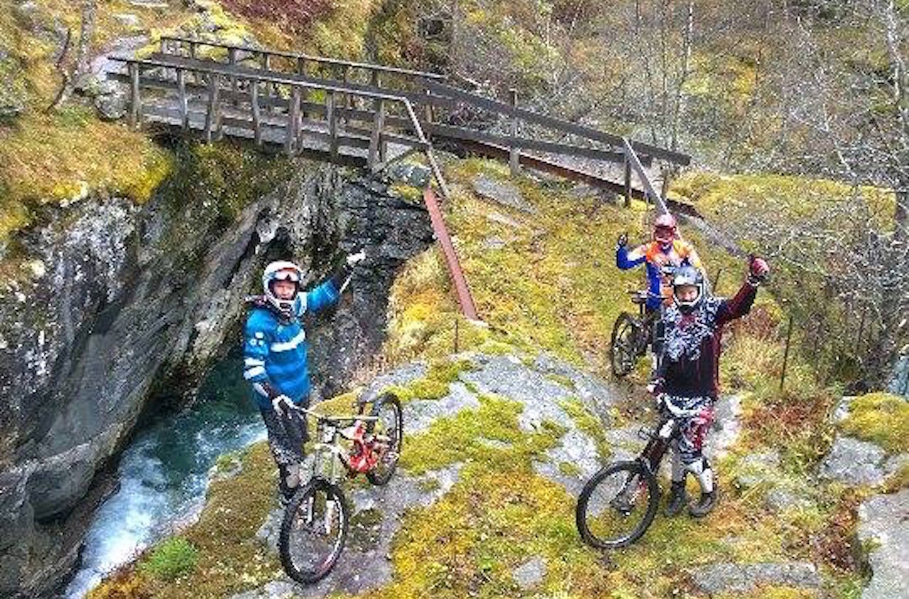 Her skal det bygges sti under kurset på Stryn 15.-17. juli. Det er fortsatt plasser igjen på kurset, som ledes av verdens beste stibyggere. Foto: Andreas Guddal Her skal det bygges sti under kurset på Stryn 15.-17. juli. Det er fortsatt plasser igjen på kurset, som ledes av verdens beste stibyggere. Foto: Andreas Guddal