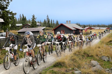 Blant mange mosjonister har Birkebeinerrittet status som uoffisielt NM, en målestokk på eget nivå mot andre og seg selv fra år til år. Foto: Birken AS birken birkebeinerrittet løype