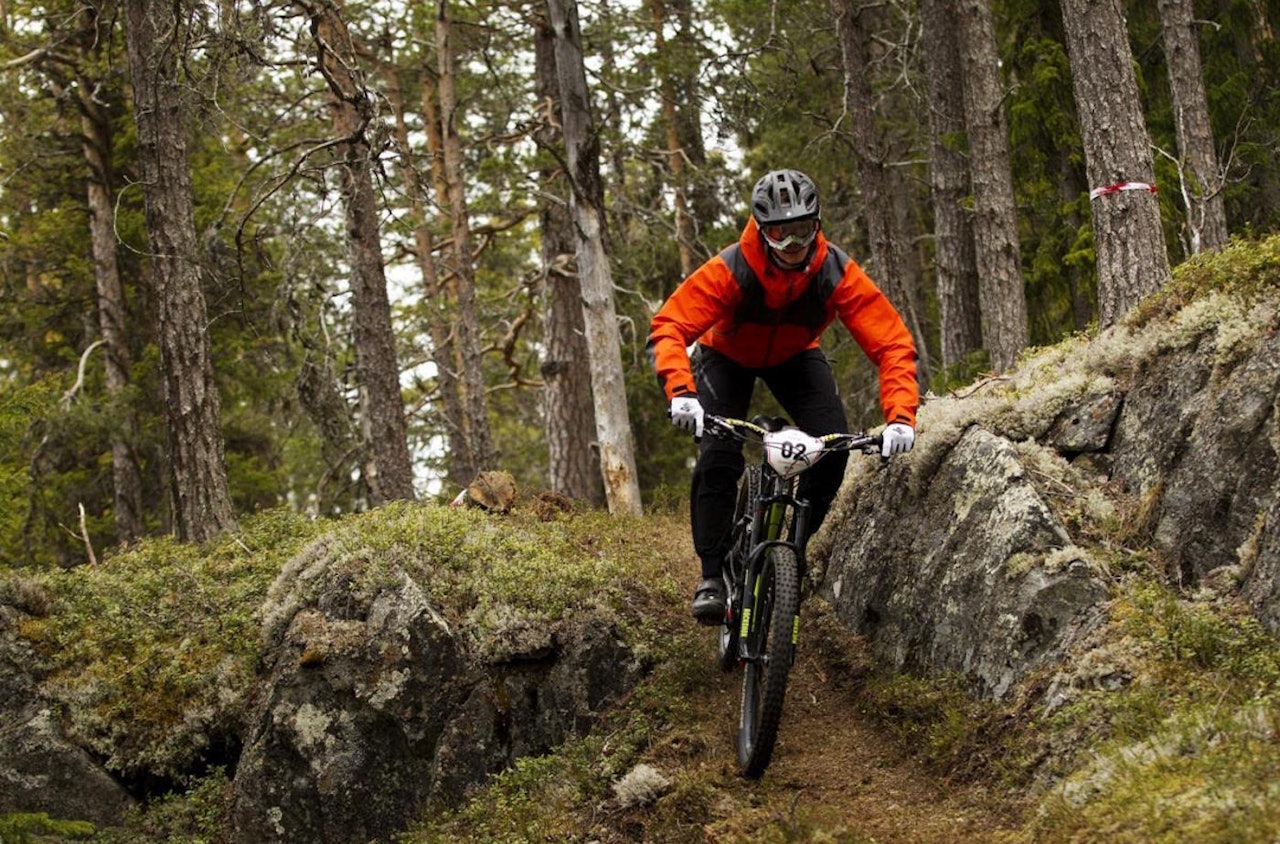 Zaharias Blom Johansen gjorde det skarpt under helgas tyske ligarunde i enduro. Foto: Kristoffer Kippernes Zaharias Blom Johansen gjorde det skarpt under helgas tyske ligarunde i enduro. Foto: Kristoffer Kippernes