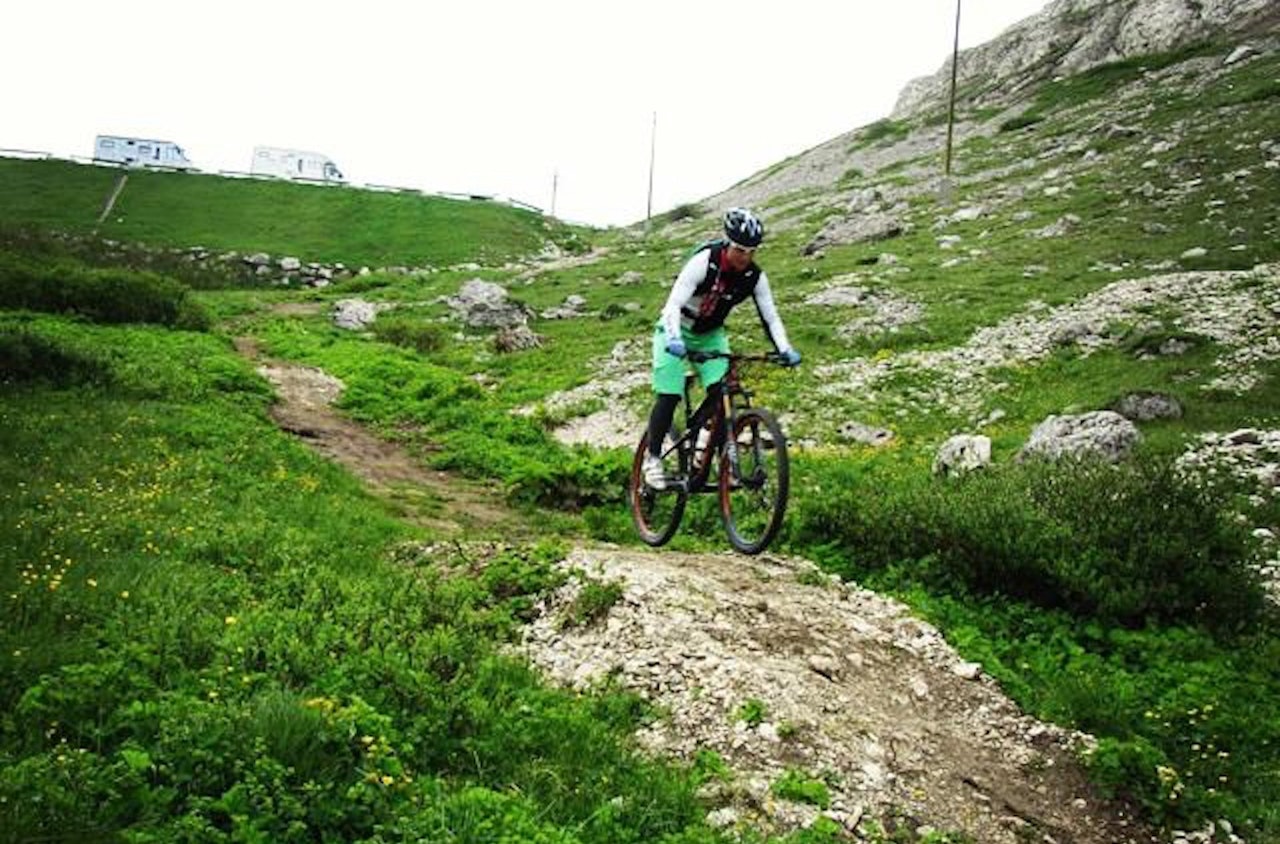 Hildegunn Hovdenak i VM-løypas flateste parti. Foto: Privat Hildegunn Hovdenak i VM-løypas flateste parti. Foto: Privat