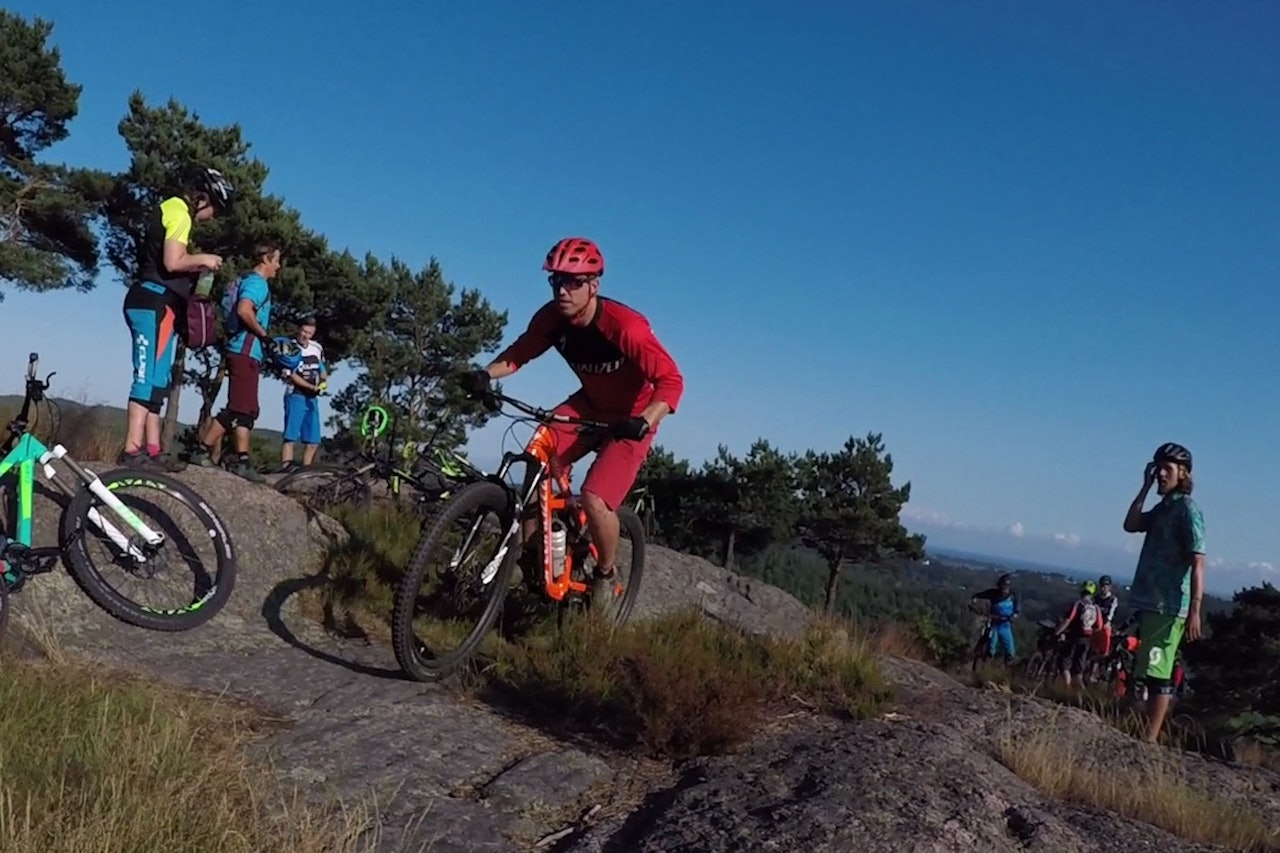 Christian Coll vant mini enduroen 14 juli, men blir nye sjanser senere i sommer. Foto: Morten Trædal Christian Coll vant mini enduroen 14 juli, men blir nye sjanser senere i sommer. Foto: Morten Trædal