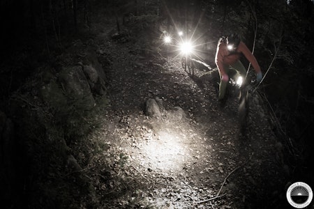 Festivalsjef Jan Fasting tråkker igang årets Lowcamp med lyktetur. Foto: Thomas Brynjulf Svendsen Festivalsjef Jan Fasting tråkker igang årets Lowcamp med lyktetur. Foto: Thomas Brynjulf Svendsen