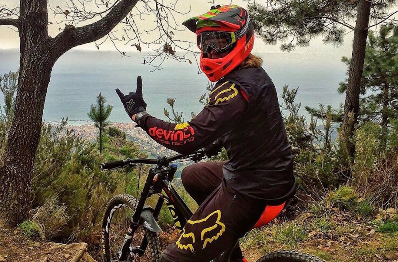 Brage Vestavik (17) debuterer i verdenscupen i utfor i helga, og gleder seg til å måle krefter med den internasjonale eliten. Foto: Privat Brage Vestavik (17) debuterer i verdenscupen i utfor i helga, og gleder seg til å måle krefter med den internasjonale eliten. Foto: Privat