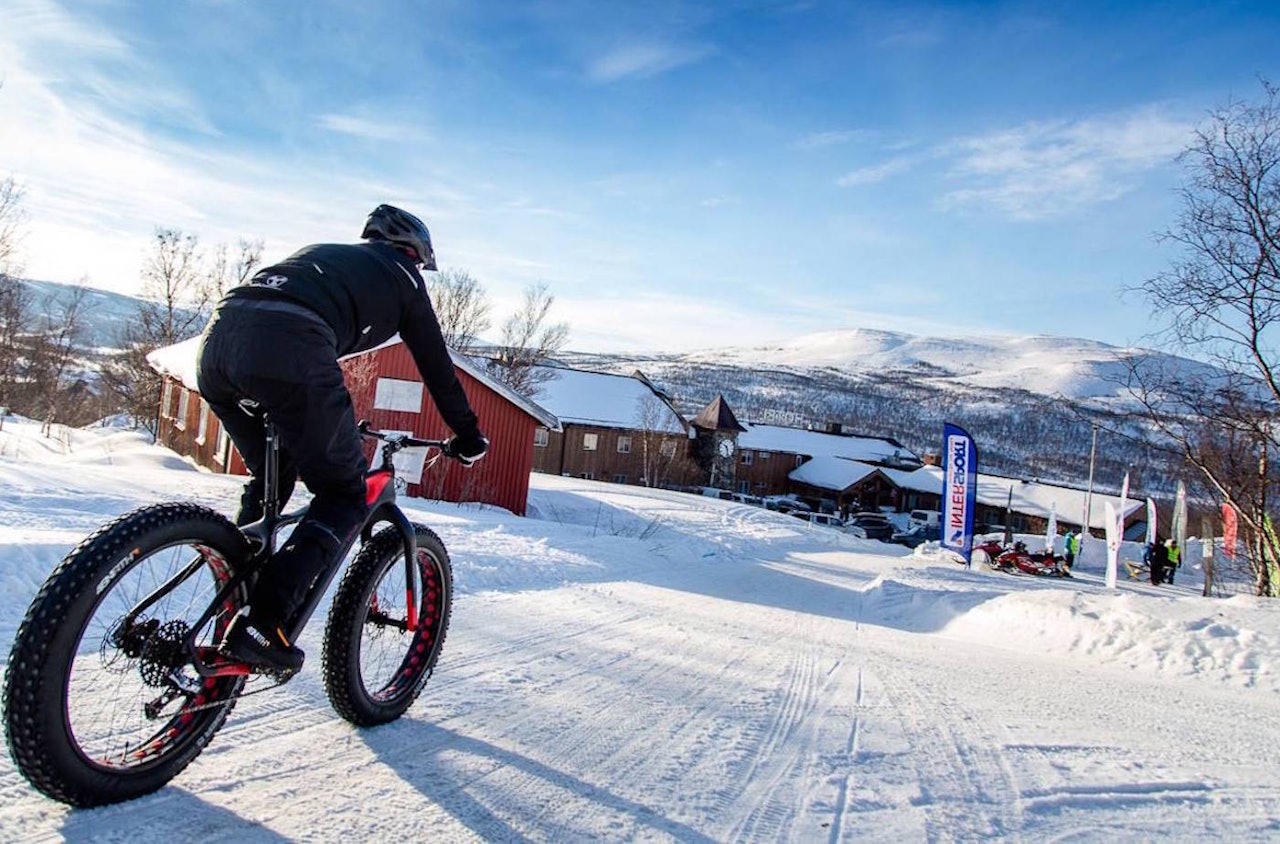 SKAIDI Fatbike kjøres 2.april, og byr på en helt ny løype med flere utfordringer og høydemeter enn tidligere utgaver. Foto: Arrangøren SKAIDI Fatbike kjøres 2.april, og byr på en helt ny løype med flere utfordringer og høydemeter enn tidligere utgaver. Foto: Arrangøren
