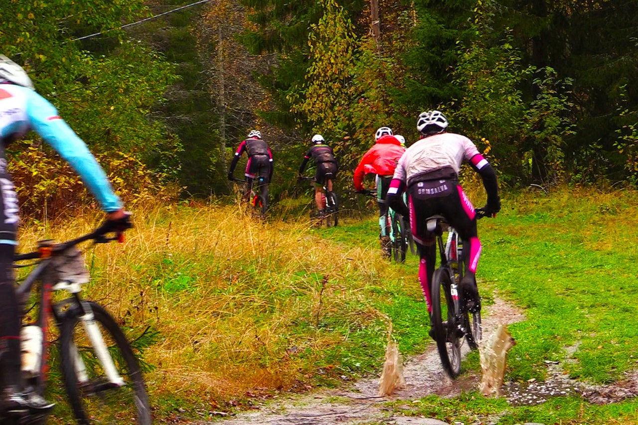 Tredje etappe i Biking Dalarna var drøye 10 mil med regn og søle. Foto: Tom Lindström Tredje etappe i Biking Dalarna var drøye 10 mil med regn og søle. Foto: Tom Lindström