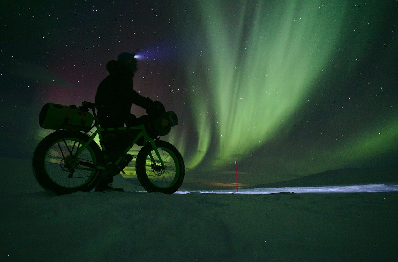 Mikhail Itkin fikk oppleve Finnmarksvidda på sitt flotteste i løpet av de åtte nettene han syklet i Finnmarksløpsløypa. Foto: Privat Mikhail Itkin fikk oppleve Finnmarksvidda på sitt flotteste i løpet av de åtte nettene han syklet i Finnmarksløpsløypa. Foto: Privat