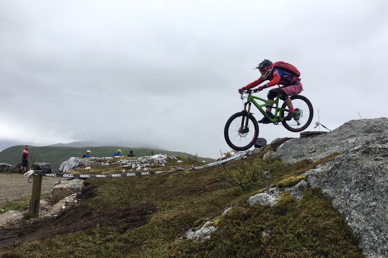Anette Røssum Bastnes i fint driv mot sin første seier i 80/20-serien. Foto: Silje Gjerde Anette Røssum Bastnes i fint driv mot sin første seier i 80/20-serien. Foto: Silje Gjerde
