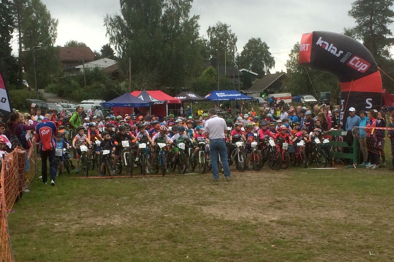 Over 300 ryttere deltok på siste runde i Kalas Cup 2016, som gikk på Langsetløkka sist lørdag i regi av SK Rye. Foto: Claes Watndal Over 300 ryttere deltok på siste runde i Kalas Cup 2016, som gikk på Langsetløkka sist lørdag i regi av SK Rye. Foto: Claes Watndal