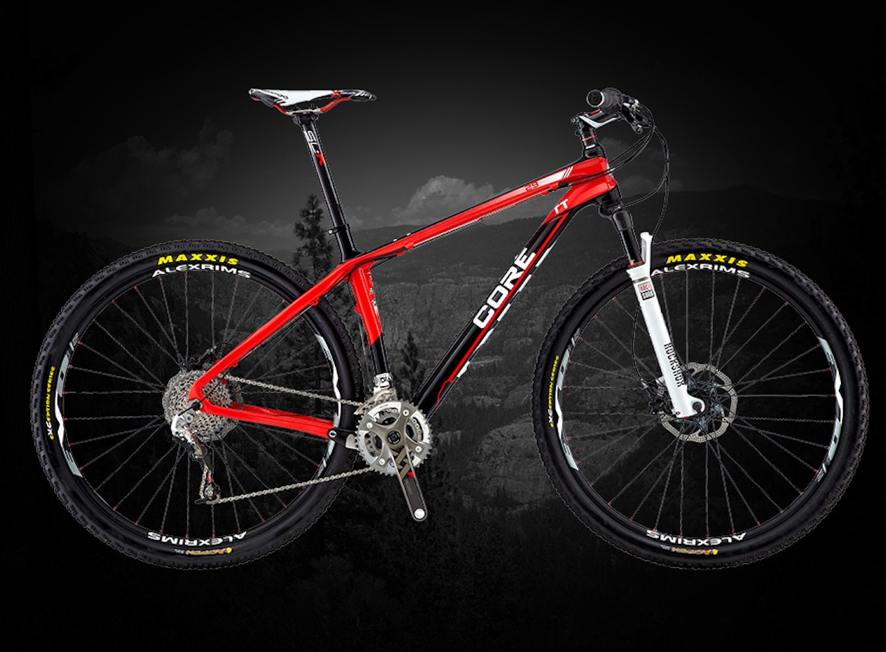 Flaggskip: Ser du etter dagens versjon av Intruder Carbon er det Core TT 20S du finner. Eller 27,5-broren, da. Som har det like catchy navnet Core Elite S 20S. Flaggskip: Ser du etter dagens versjon av Intruder Carbon er det Core TT 20S du finner. Eller 27,5-broren, da. Som har det like catchy navnet Core Elite S 20S.