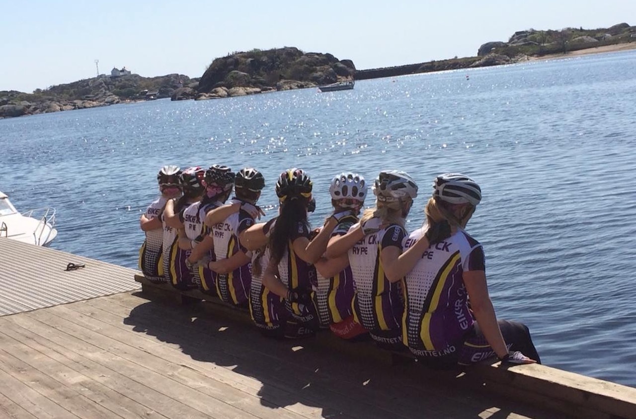 Rypene i Eiker CK står sjøl for miljøet - samhold og god stemning er viktige faktorer i satsingen, sier hovedtrener Aina Østlund Pretsholdt. Foto: Eiker CK Rypene i Eiker CK står sjøl for miljøet - samhold og god stemning er viktige faktorer i satsingen, sier hovedtrener Aina Østlund Pretsholdt. Foto: Eiker CK