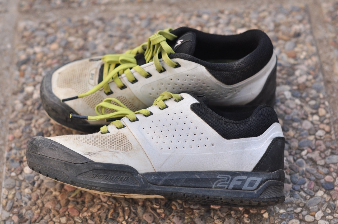 LAIDBACK: 2FO-Skoene gir deg en avslappa stil på stien, men skoene er stivere enn de gir inntrykk av. 