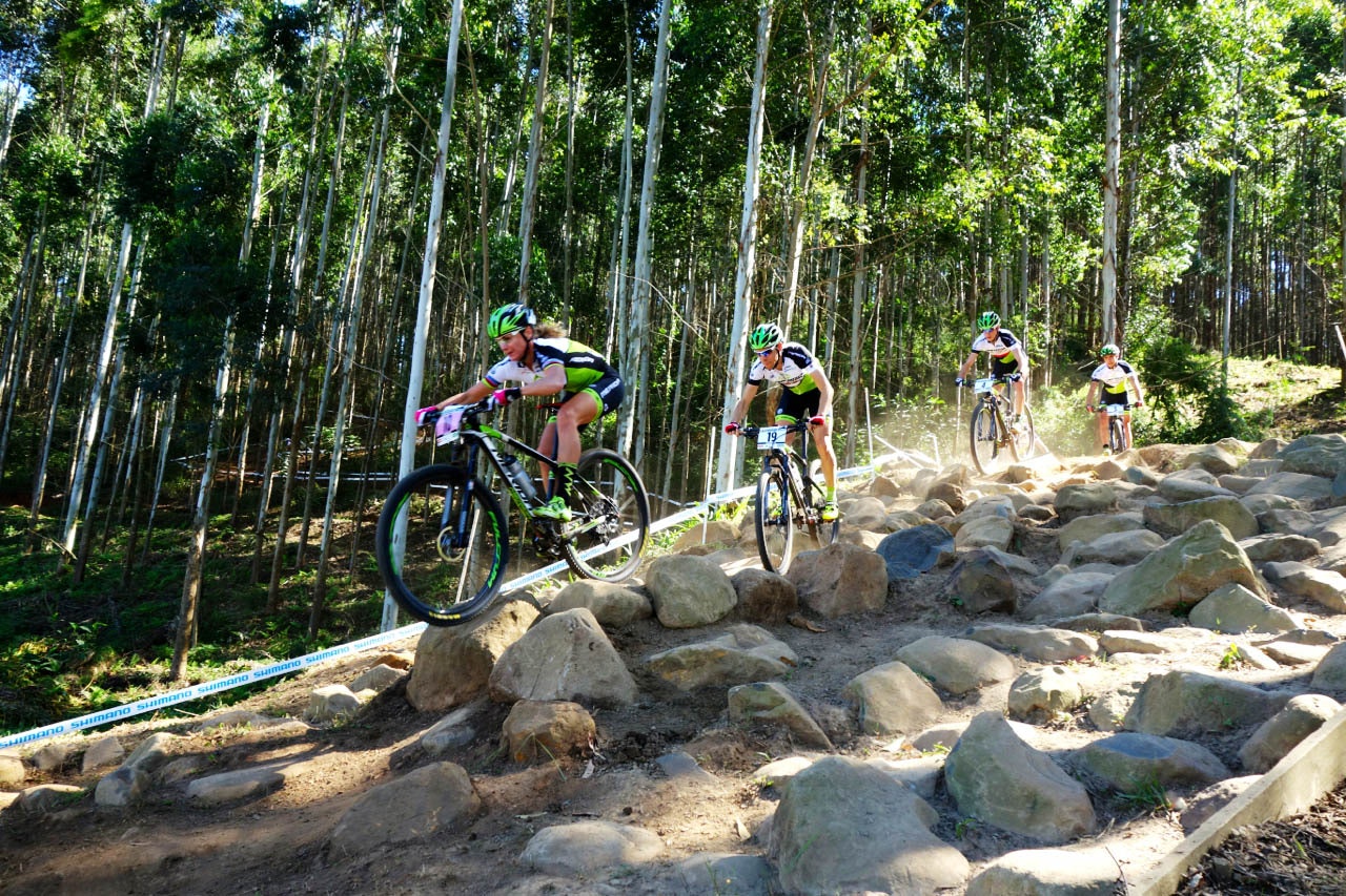 Toget:Gunn-Rita leder an Merida-laget i løypa på sin 29er. Sykkelen kan du lese om i Terrengsykkel 48. Toget:Gunn-Rita leder an Merida-laget i løypa på sin 29er. Sykkelen kan du lese om i Terrengsykkel 48.