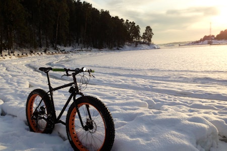 VINTERÅPENBARING: Surly har tatt fat bike-kategorien på alvor. Neck Romancer Pug gjør vinteren til en høytid. VINTERÅPENBARING: Surly har tatt fat bike-kategorien på alvor. Neck Romancer Pug gjør vinteren til en høytid.