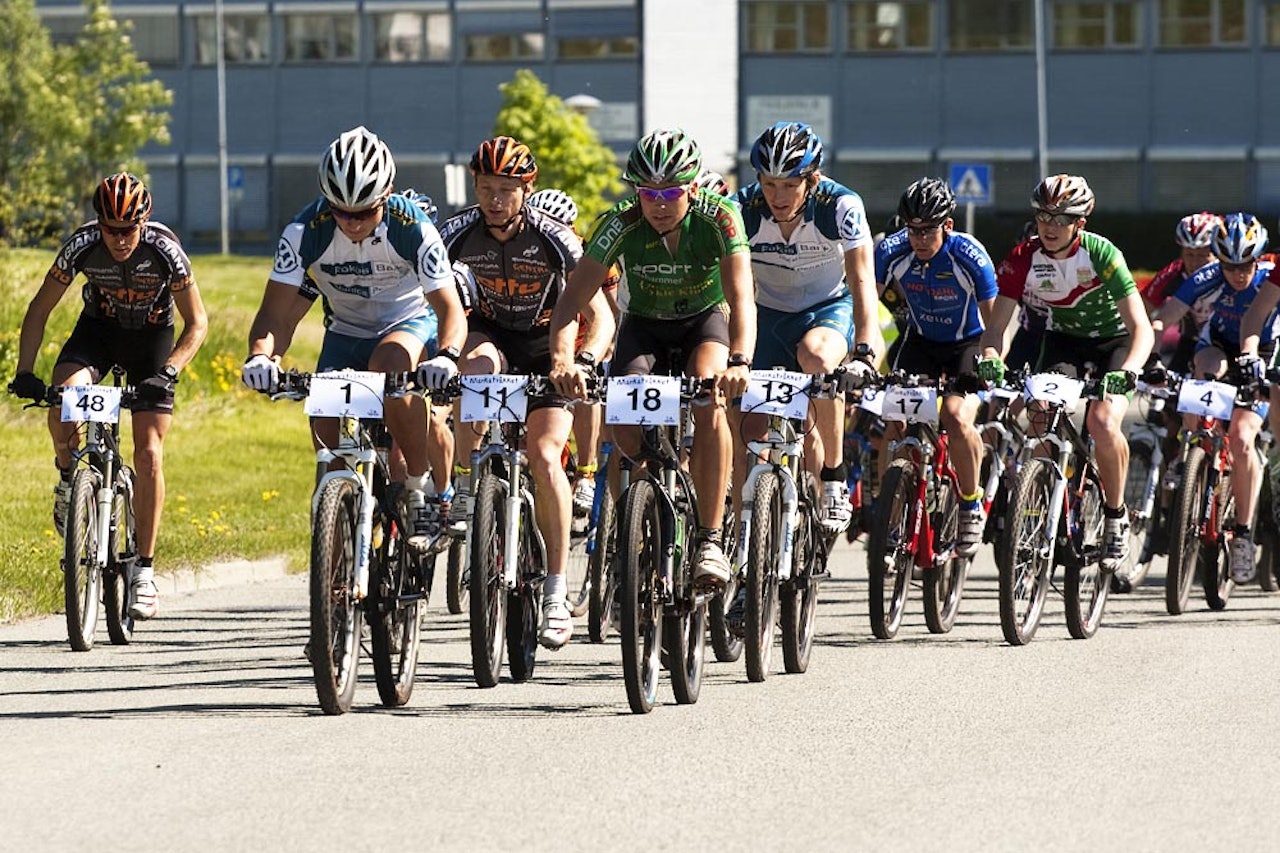 FAVORITT: Lars Ragnar Manengen (18) har vært suveren i maratonrittene i år og har fått et favorittstempel. FAVORITT: Lars Ragnar Manengen (18) har vært suveren i maratonrittene i år og har fått et favorittstempel.