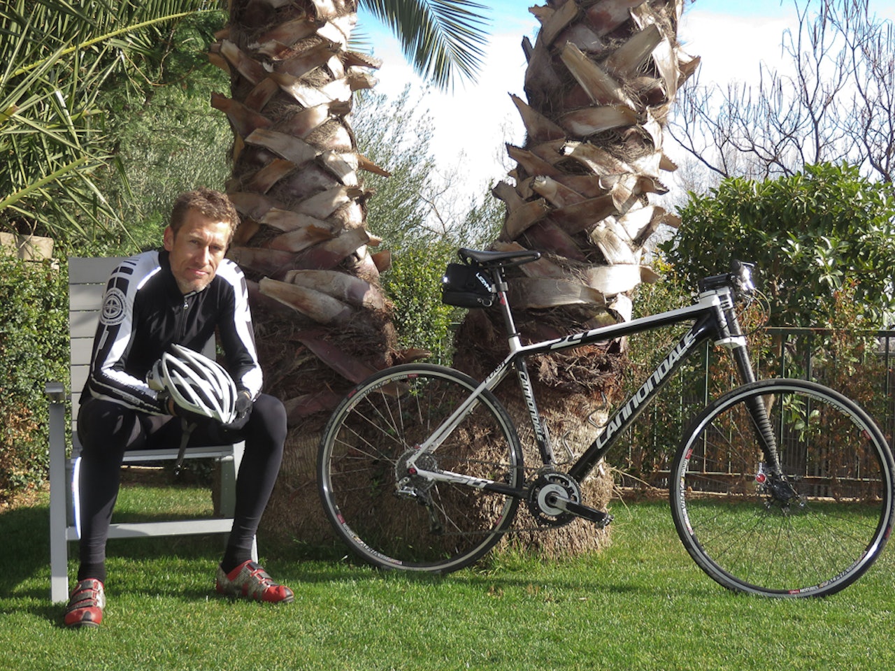 VETERAN: Tom Larsen og Cannondale-sykkelen har holdt sammen i tre år. Årets sesong blir den fjerde. VETERAN: Tom Larsen og Cannondale-sykkelen har holdt sammen i tre år. Årets sesong blir den fjerde.