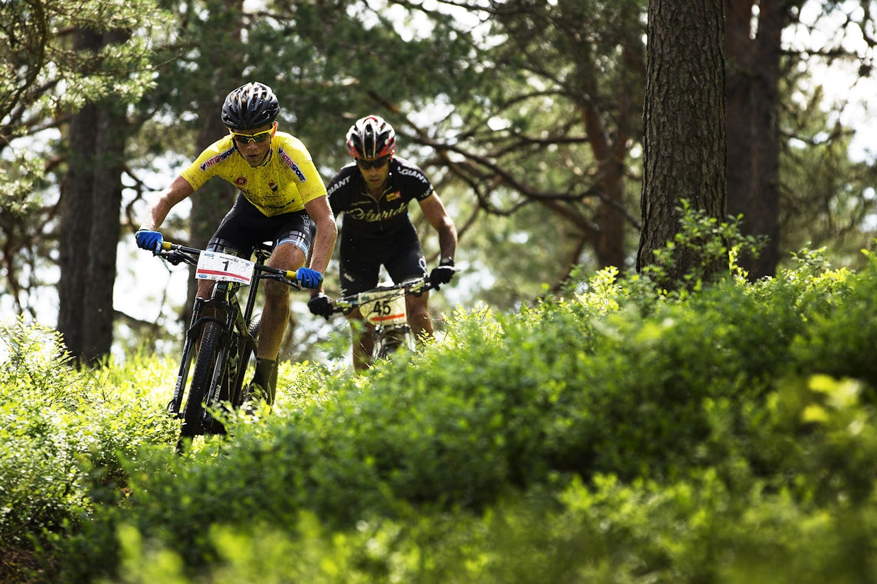 I ledertrøya: Carl Fredrik Hagen dominerte i norsk maratonsykling i 2014.  Foto: Kristoffer H. Kippernes I ledertrøya: Carl Fredrik Hagen dominerte i norsk maratonsykling i 2014.  Foto: Kristoffer H. Kippernes