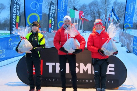 TERRENGSYKLISTER PÅ TOPP: De norske jentene viser at de ikke bare kan sykle, men også er resere på ski og i løping. Fra venstre: Helena Erbenova, Borghild Løvset og Elisabeth Sveum.