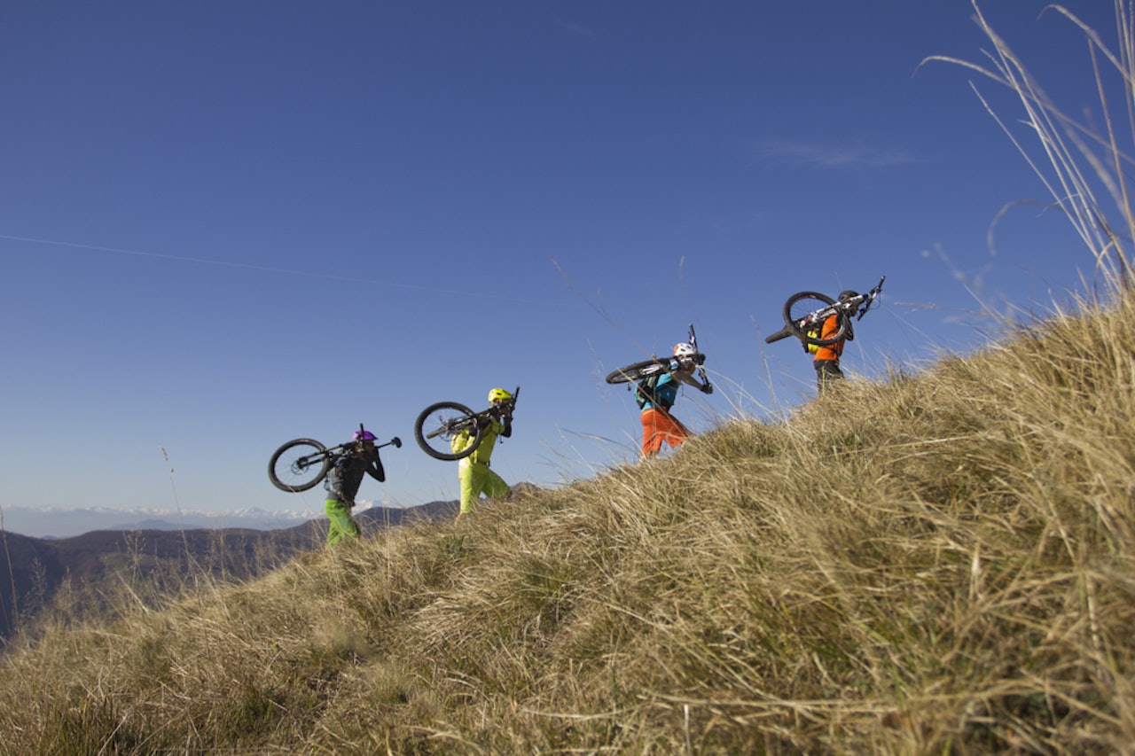 ABBEY ROAD: Den siste kneika i rundens første stigning er lang og bratt. Lettvekteren Gaute Reitan setter fart og takt. ABBEY ROAD: Den siste kneika i rundens første stigning er lang og bratt. Lettvekteren Gaute Reitan setter fart og takt.