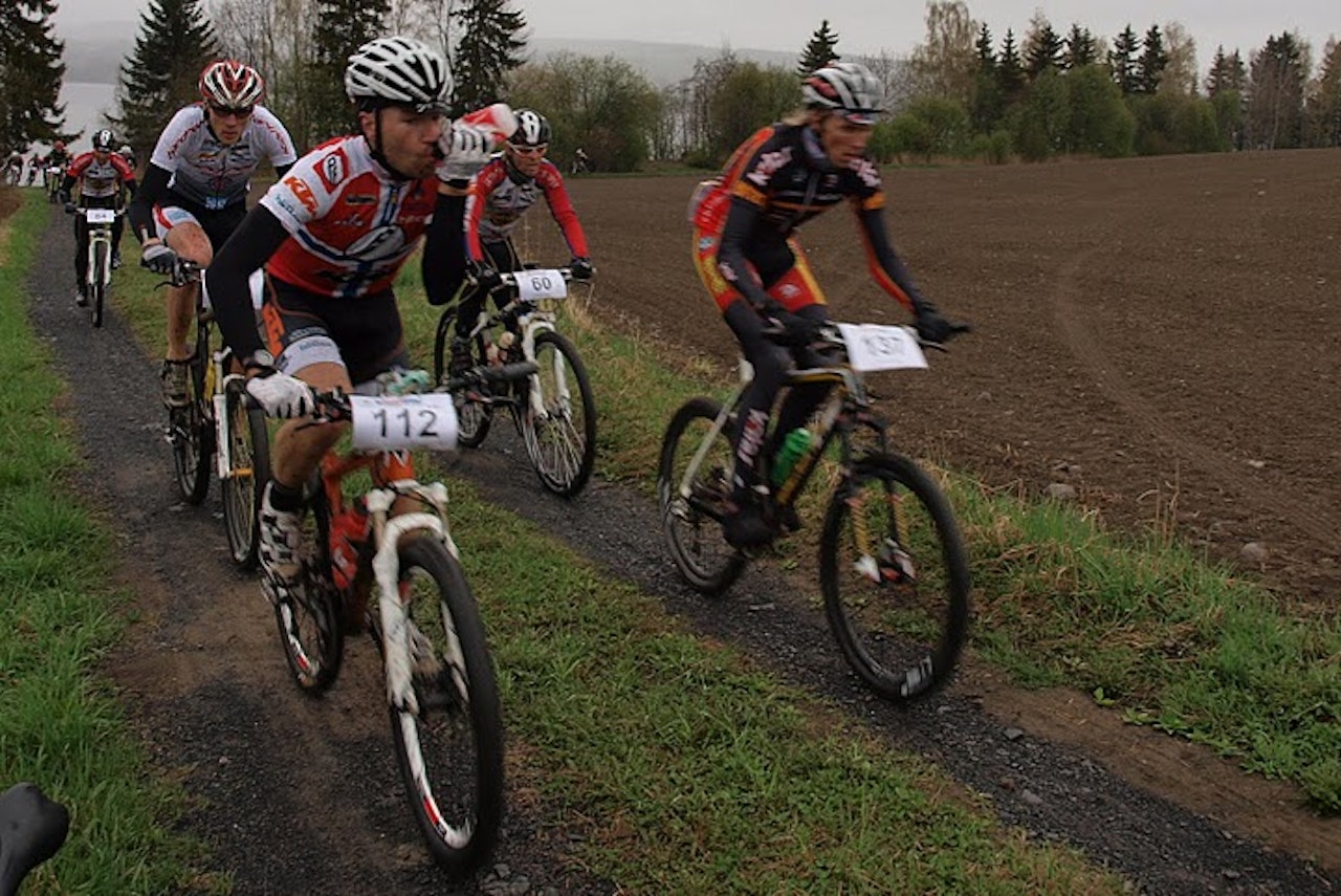 BJØRNSTAD OG FAGERLI: Tor Halvor og Ole Christian ble henholdsvis 2 og 1 i Helgøytråkket. Foto: Per Eivind Valråmoen. BJØRNSTAD OG FAGERLI: Tor Halvor og Ole Christian ble henholdsvis 2 og 1 i Helgøytråkket. Foto: Per Eivind Valråmoen.
